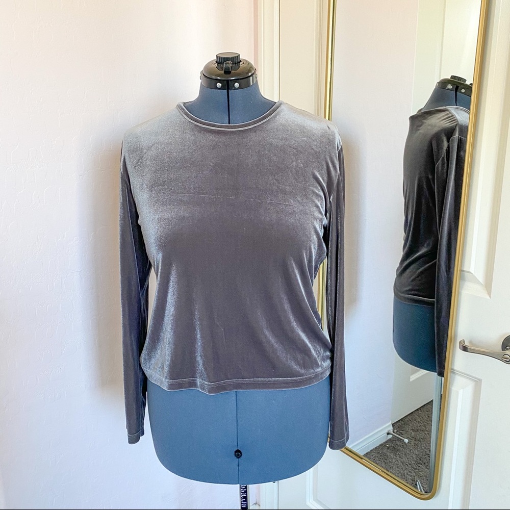 5/ $25 Valerie Stevens velvet long sleeve